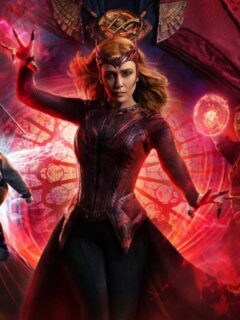The Scarlet Witch Returns in a New Doctor Strange Featurette