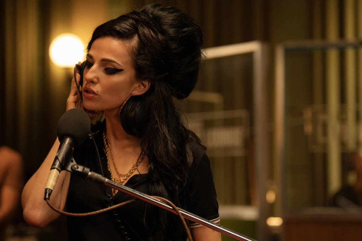 Back to Black Trailer Tells Amy Winehouse's Story