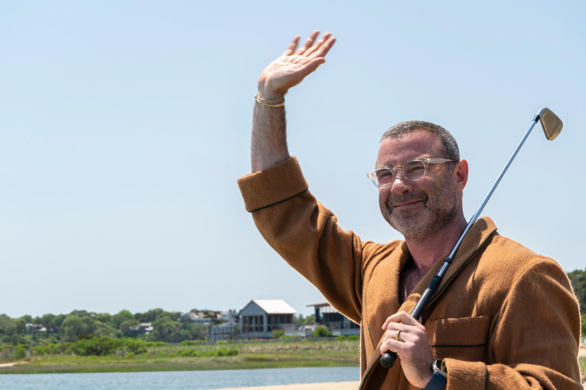 Liev Schreiber as Tag