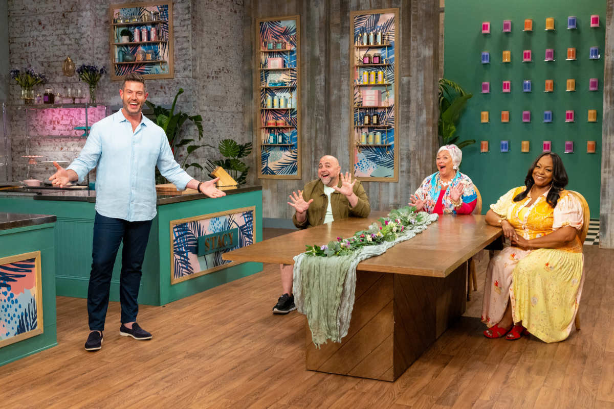 Host Jesse Palmer on Spring Baking Championship