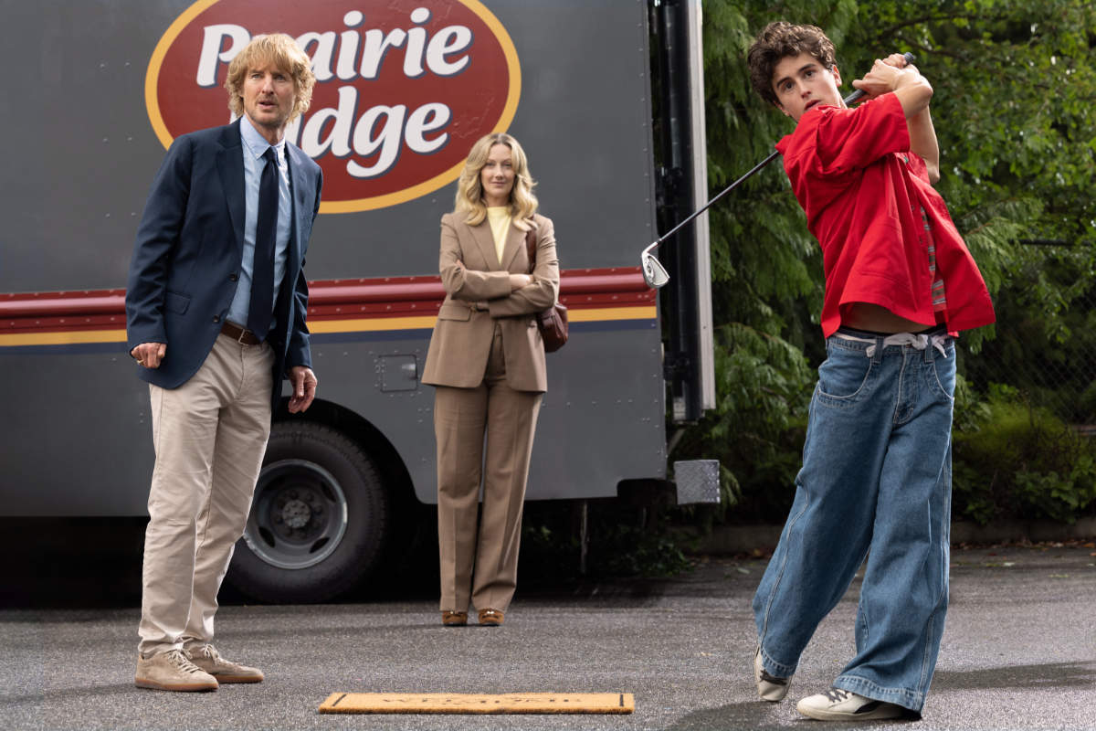 Owen Wilson, Judy Greer and Peter Dager
