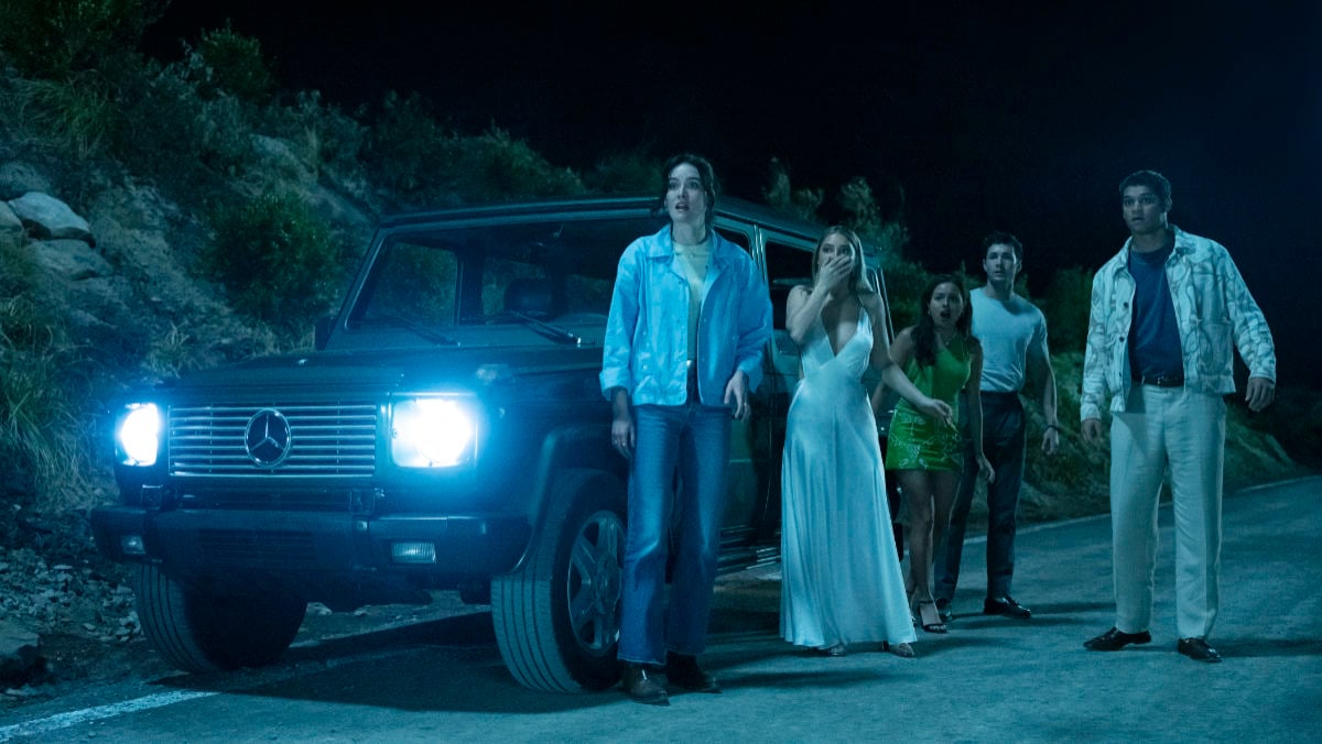 Sarah Pidgeon, Madelyn Cline, Chase Sui Wonders Jonah Hauer-King, and Tariq Withers in I Know What You Did Last Summer