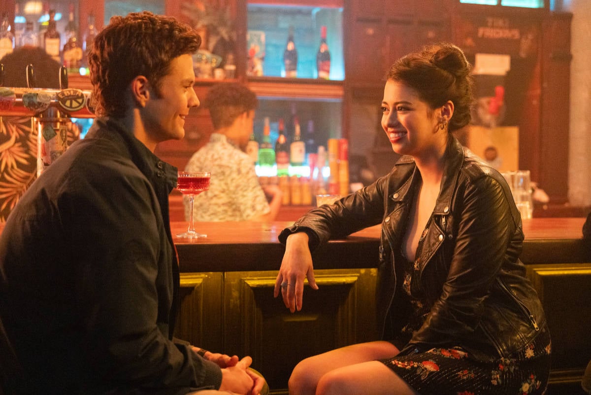 Jack Quaid as “Nate" and Amber Midthunder as “Sherry” in Novocaine