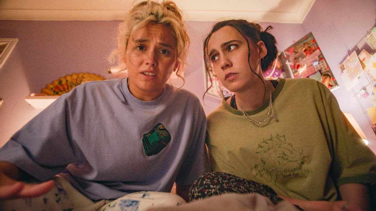 Josie (Kat Sadler) and Billie (Lizzie Davidson)