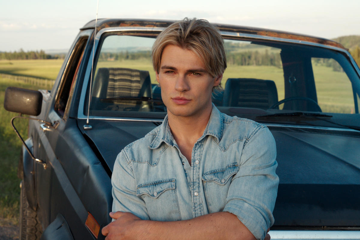 Noah LaLonde as Cole