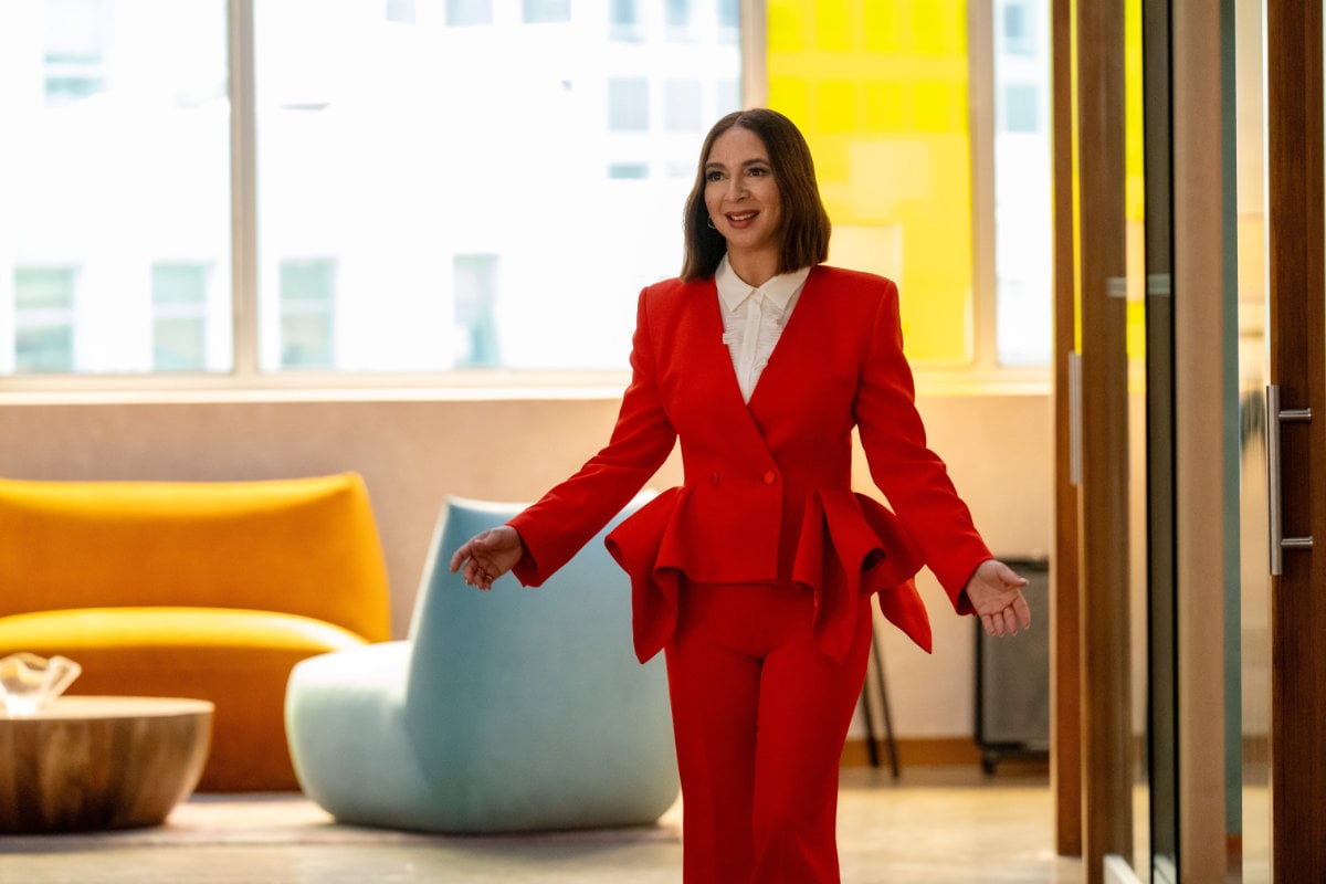 Apple's Hit Comedy Loot Sets Season 3 Premiere Date
