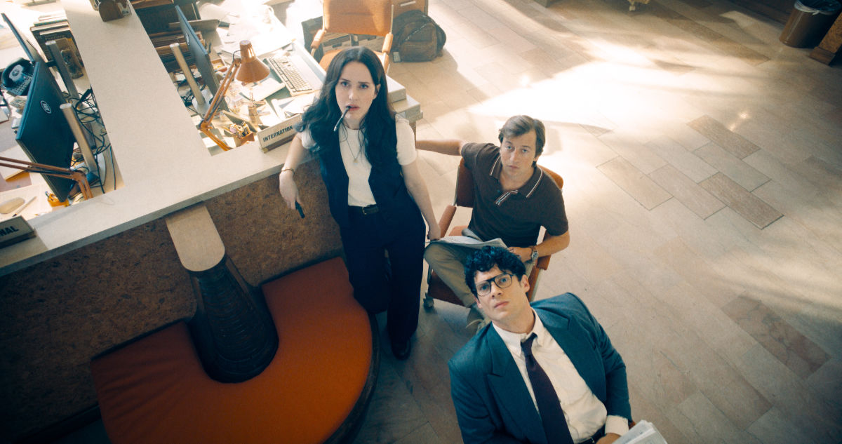 RACHEL BROSNAHAN as Lois Lane, SKYLER GISONDO as Jimmy and DAVID CORENSWET as Clark Kent