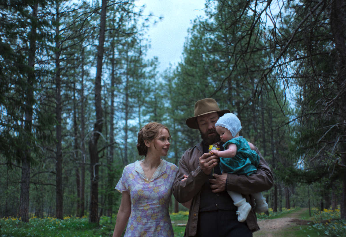 Felicity Jones as Gladys and Joel Edgerton as Robert Grainier