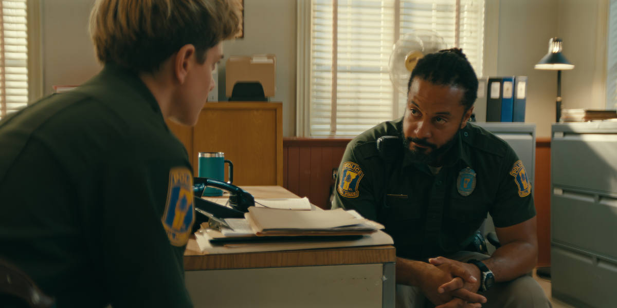 Mae Martin as Alex Dempsey and Brandon Jay McLaren as Dwayne Andrews