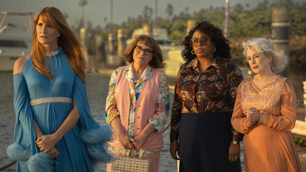 Laura Dern, Mindy Cohn, Amber Chardae Robinson and Julia Duffy