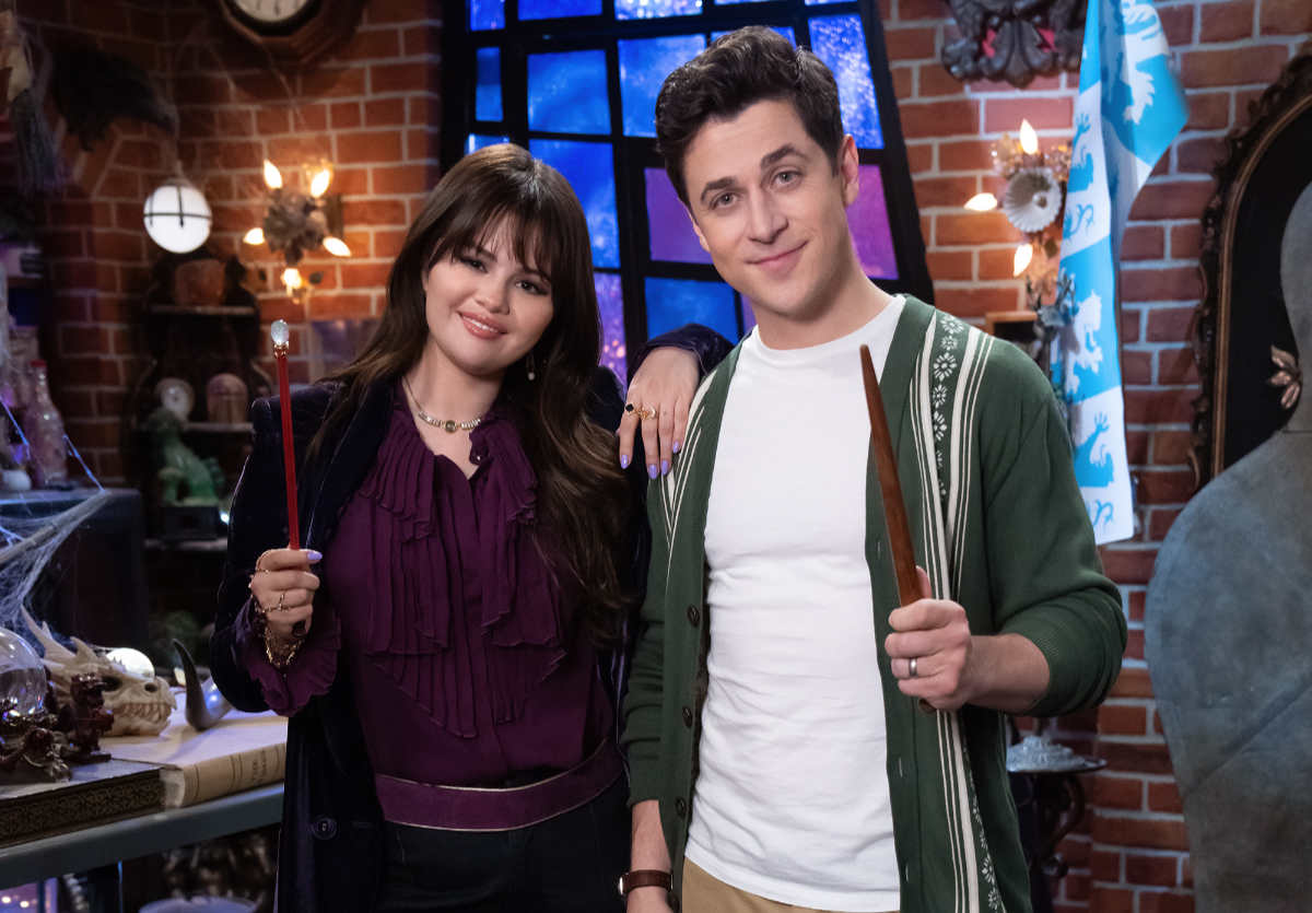 SELENA GOMEZ, DAVID HENRIE