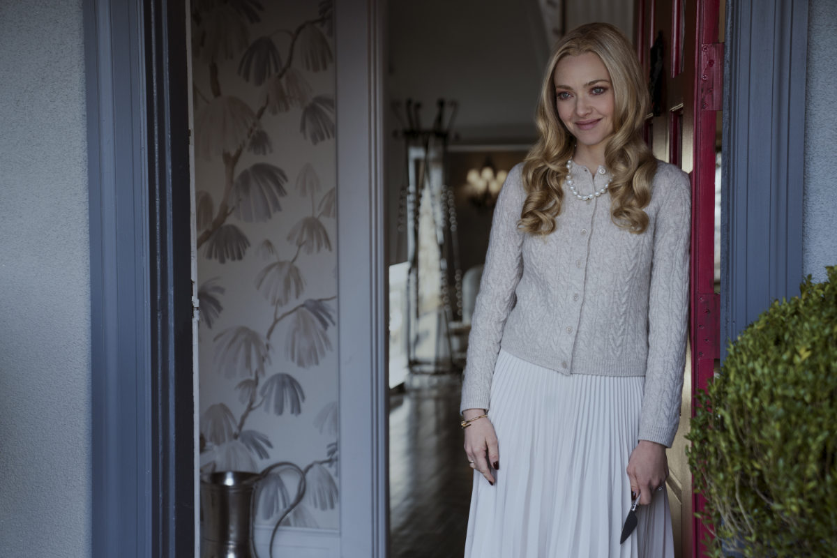 Amanda Seyfried as Nina Winchester in The Housemaid