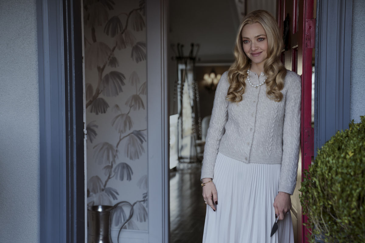 Amanda Seyfried as Nina Winchester in The Housemaid