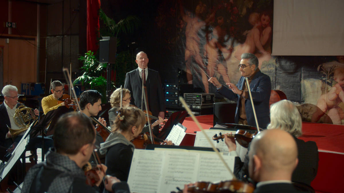 Eugene Levy conducting the Vienna Philharmonic