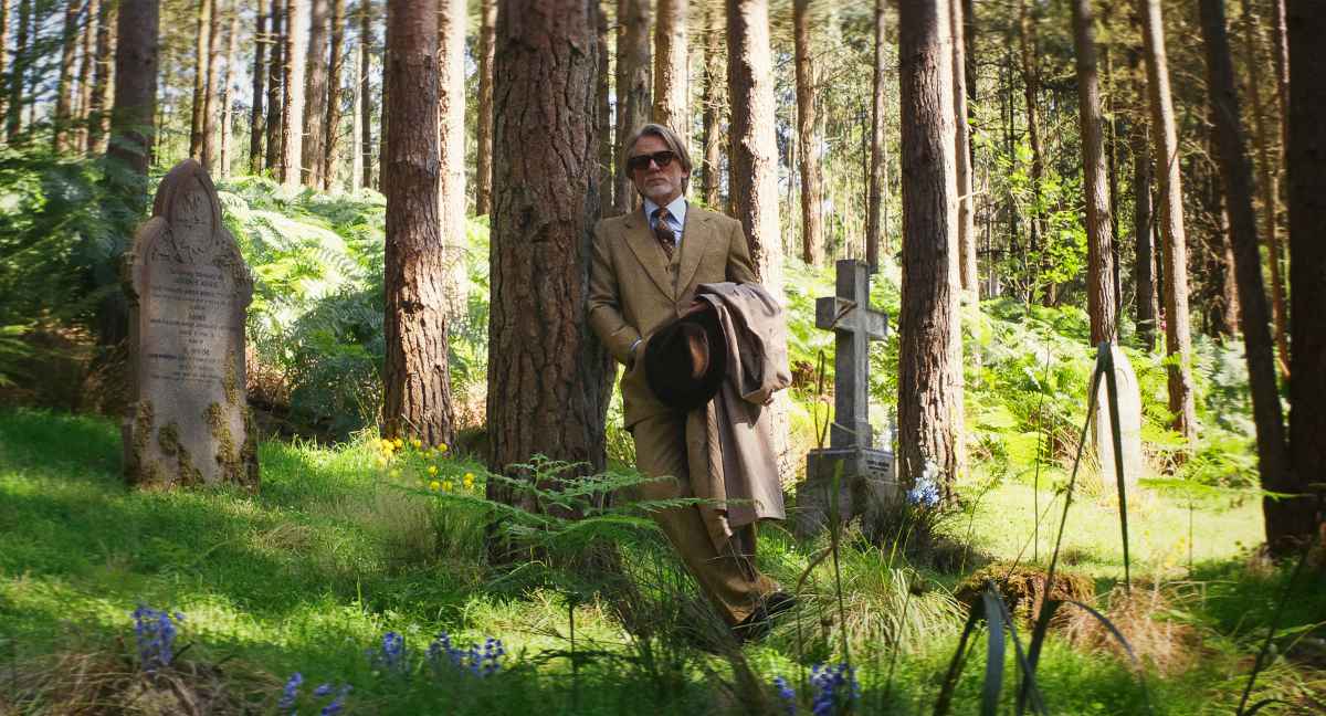 Daniel Craig in Wake Up Dead Man: A Knives Out Mystery