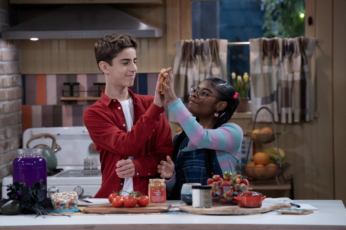 ALKAIO THIELE, TAYLOR CORA