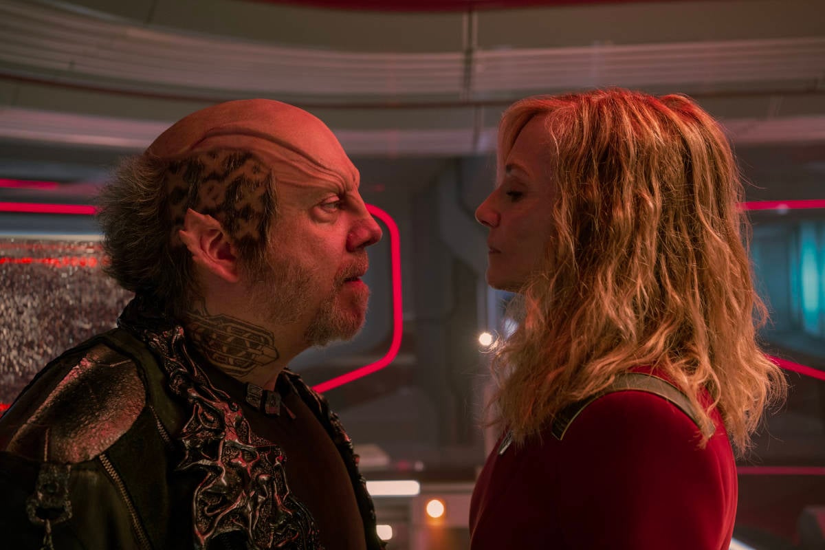 Paul Giamatti as Nus Braka  and  Holly Hunter as Chancellor Nahla Ake