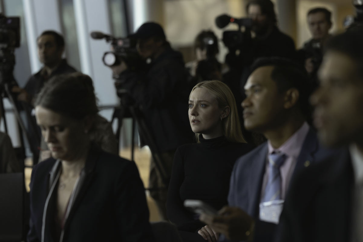 Dakota Fanning as Jenny