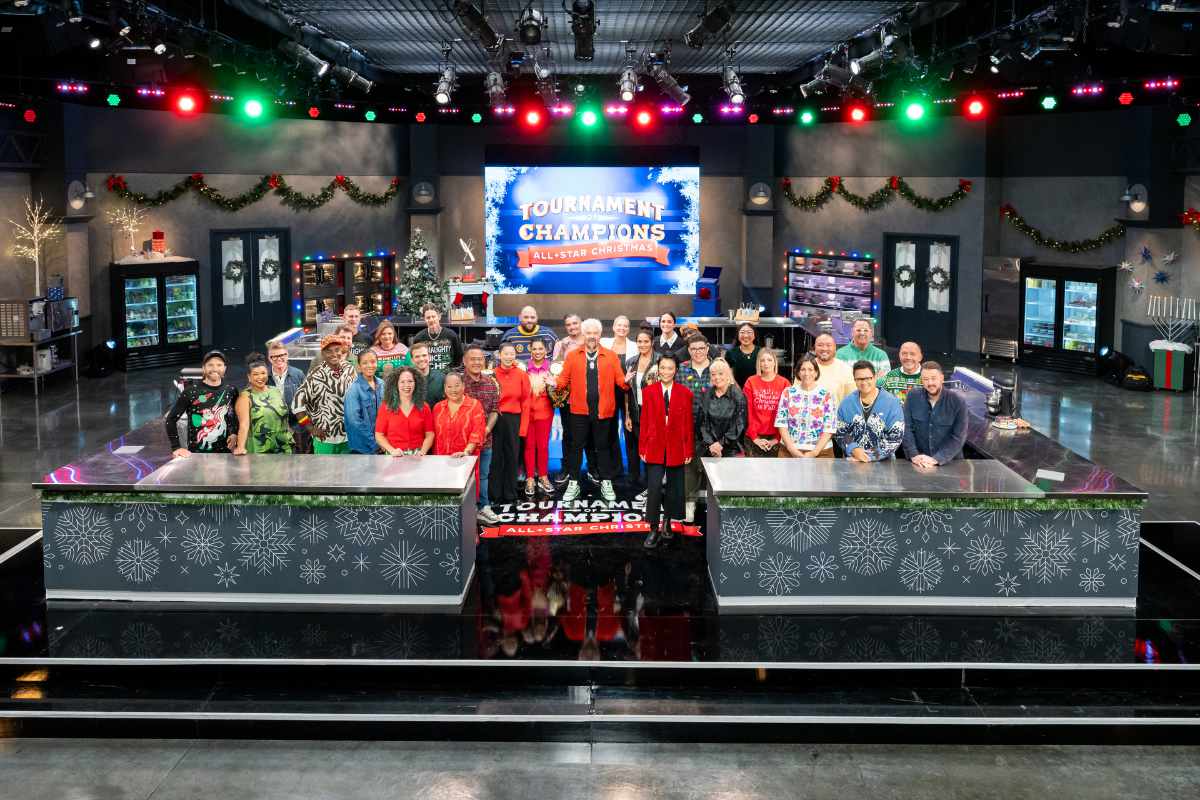 Food Network Holiday 2025 Programming Announced