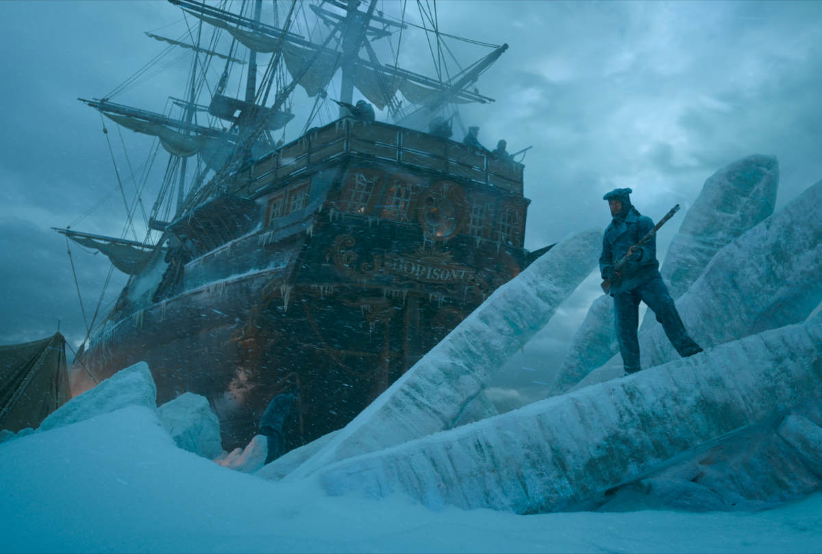 Nikolaj Lie Kaas as Chief Officer