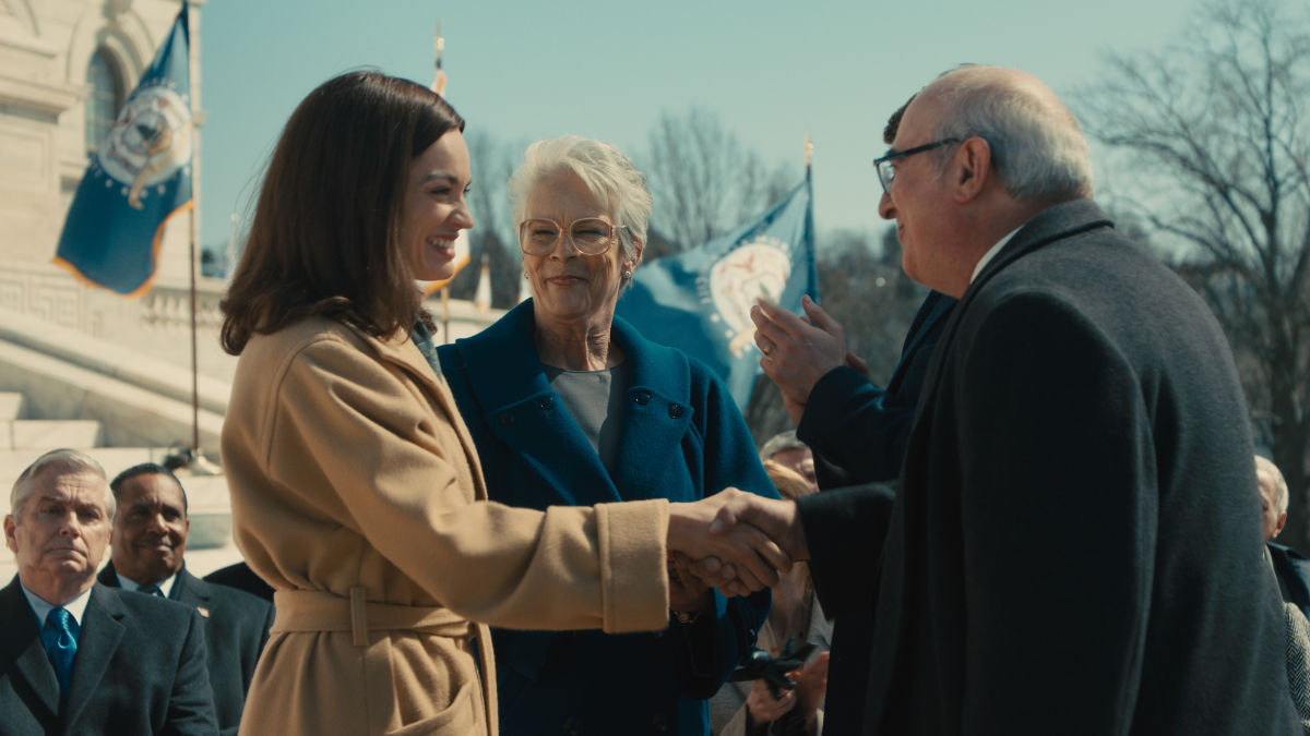 Emma Mackey as Ella McCay, Jamie Lee Curtis as Helen, and Albert Brooks as Governor Bill