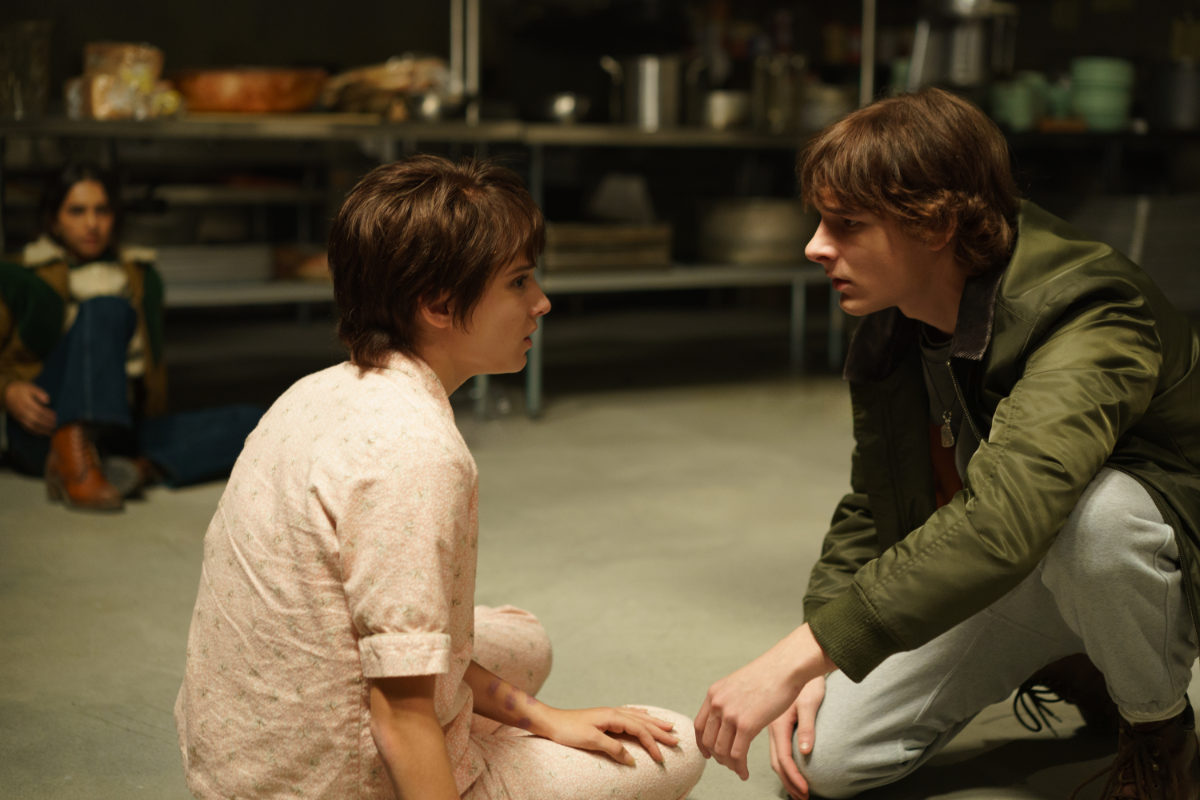 Mustang (Arianna Rivas), Gwen (Madeleine McGraw) and Finn (Mason Thames)