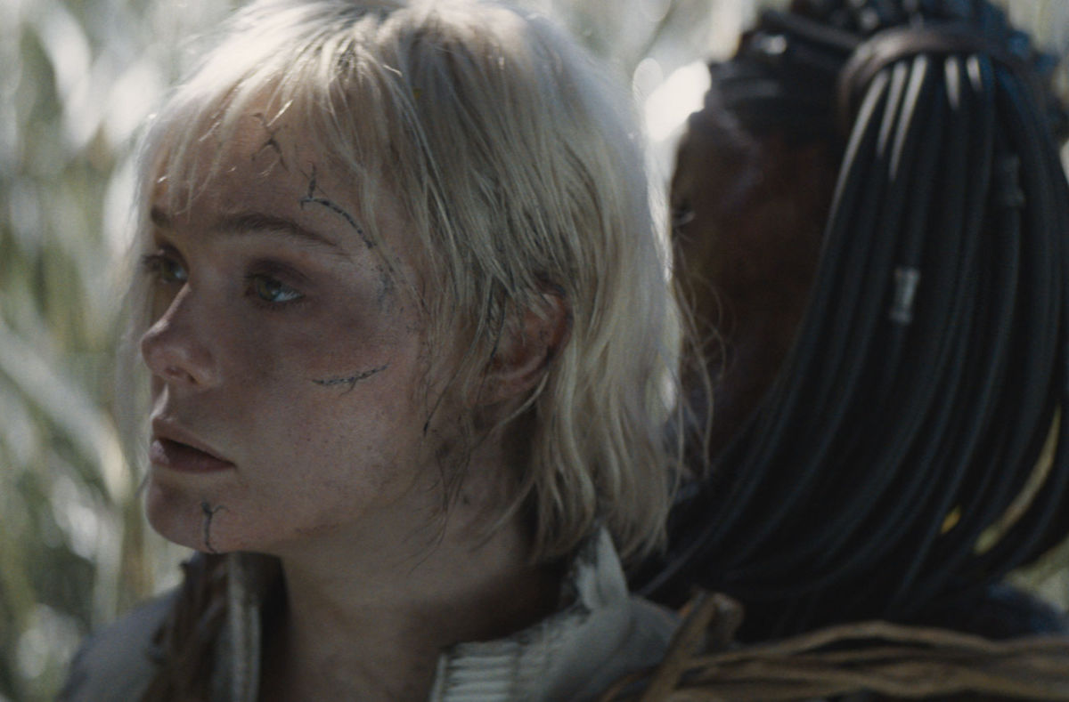 Elle Fanning as Thia and Dimitrius Schuster-Koloamatangi as Dek