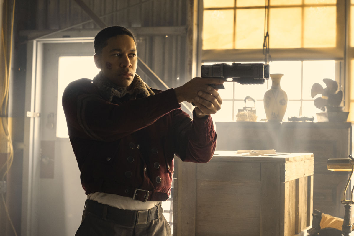 Aaron Moten (Maximus) in Fallout Season Two