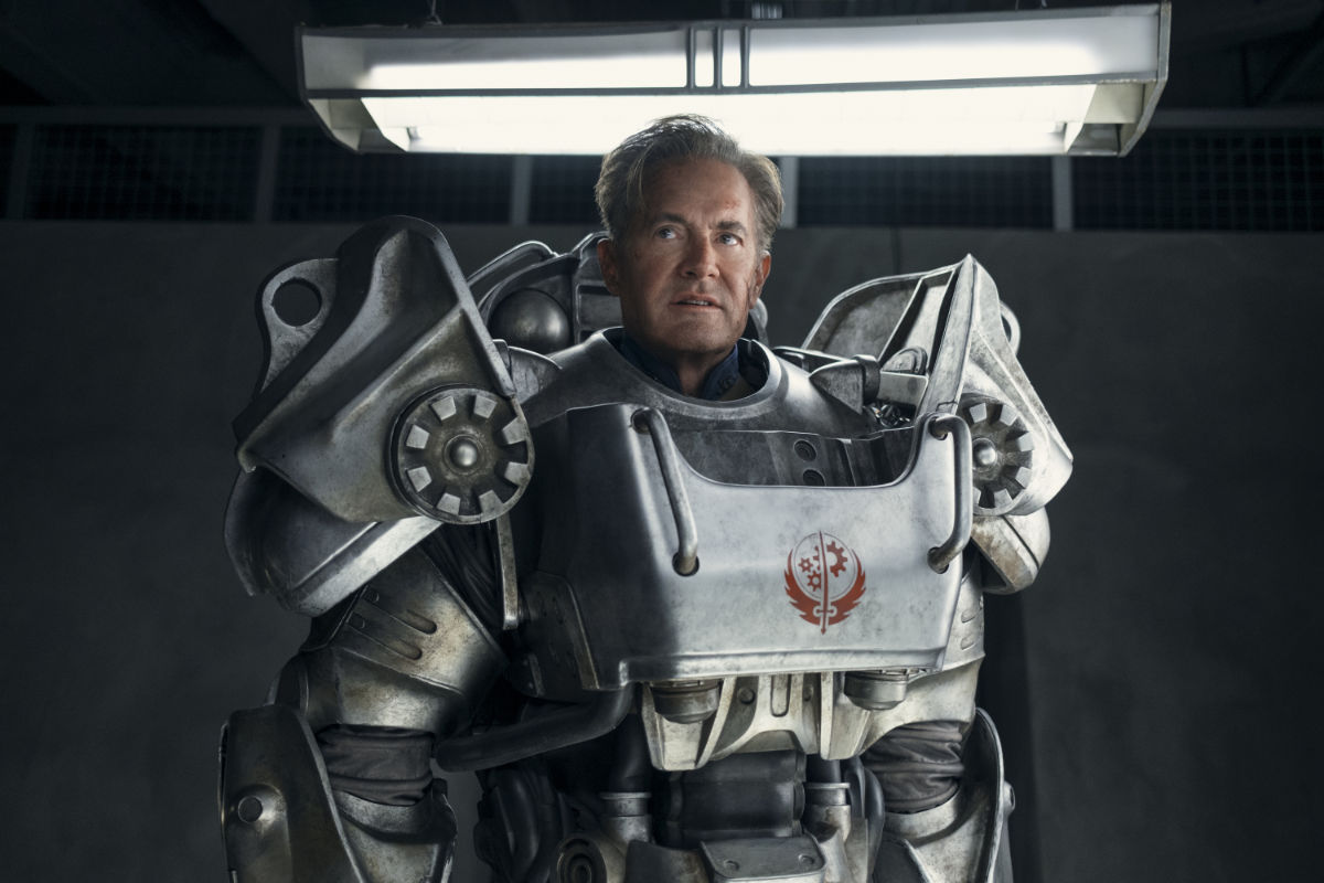 Kyle MacLachlan (Hank MacLean) in Fallout Season Two