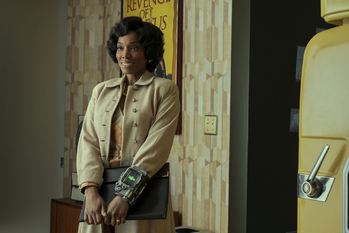 Frances Turner (Barb Howard)