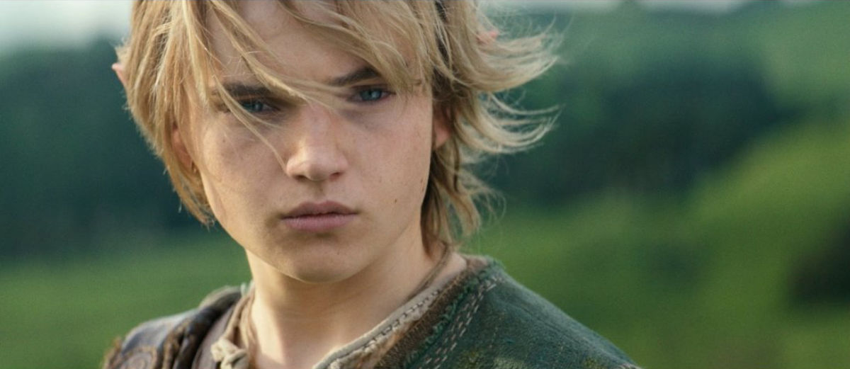 Benjamin Evan Ainsworth as Link