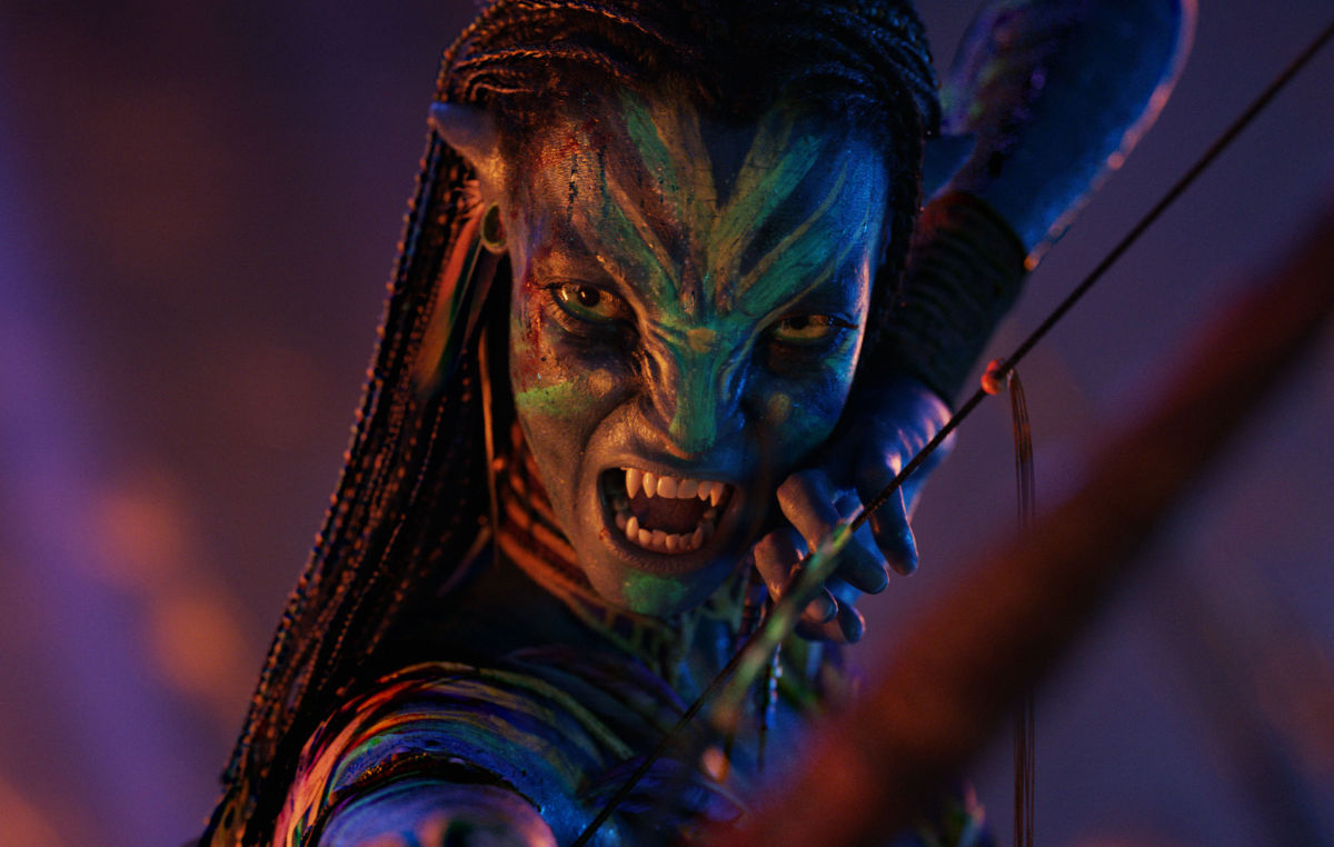 Zoe Saldaña as Neytiri