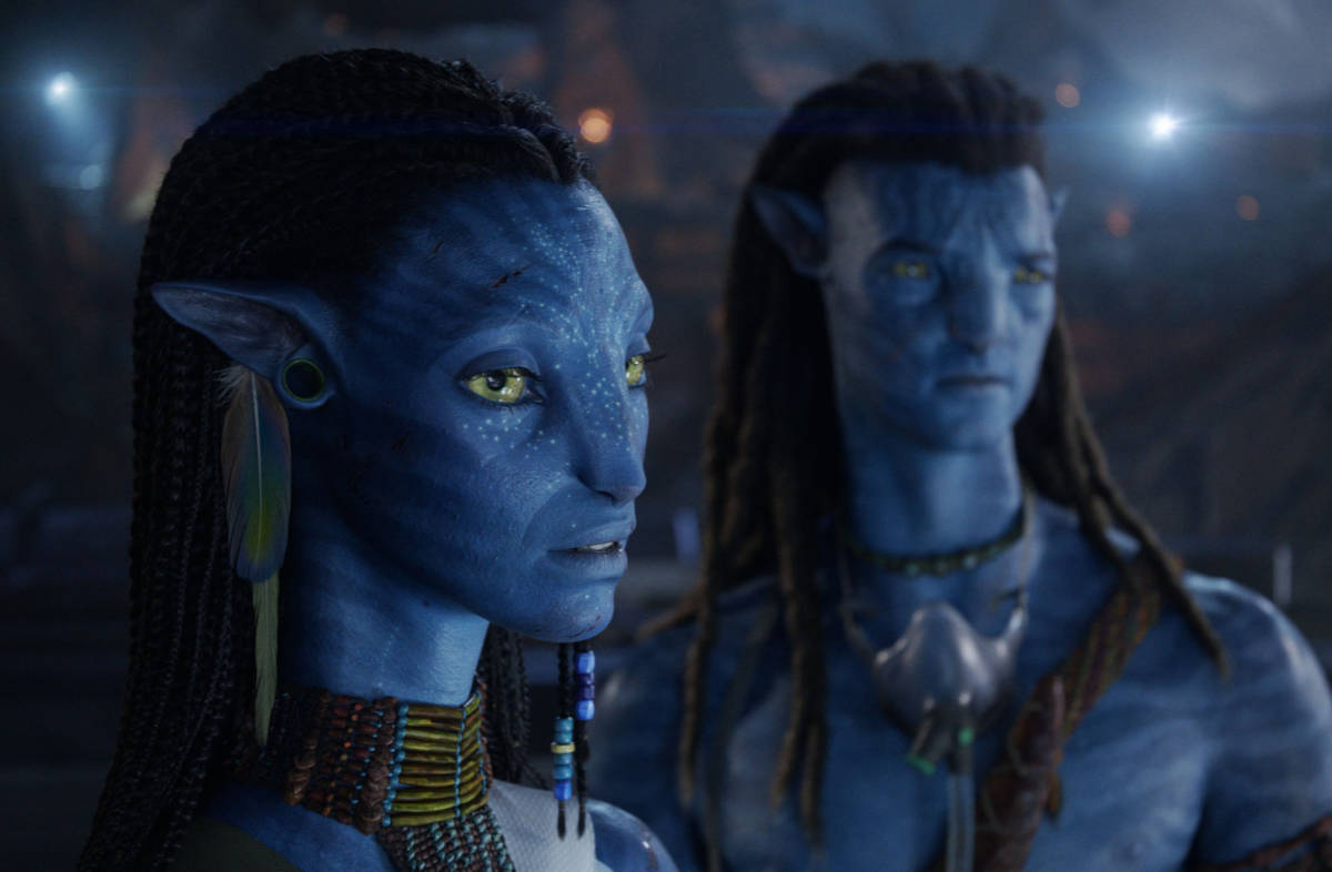 Neytiri (Zoe Saldaña) and Jake Sully (Sam Worthington)