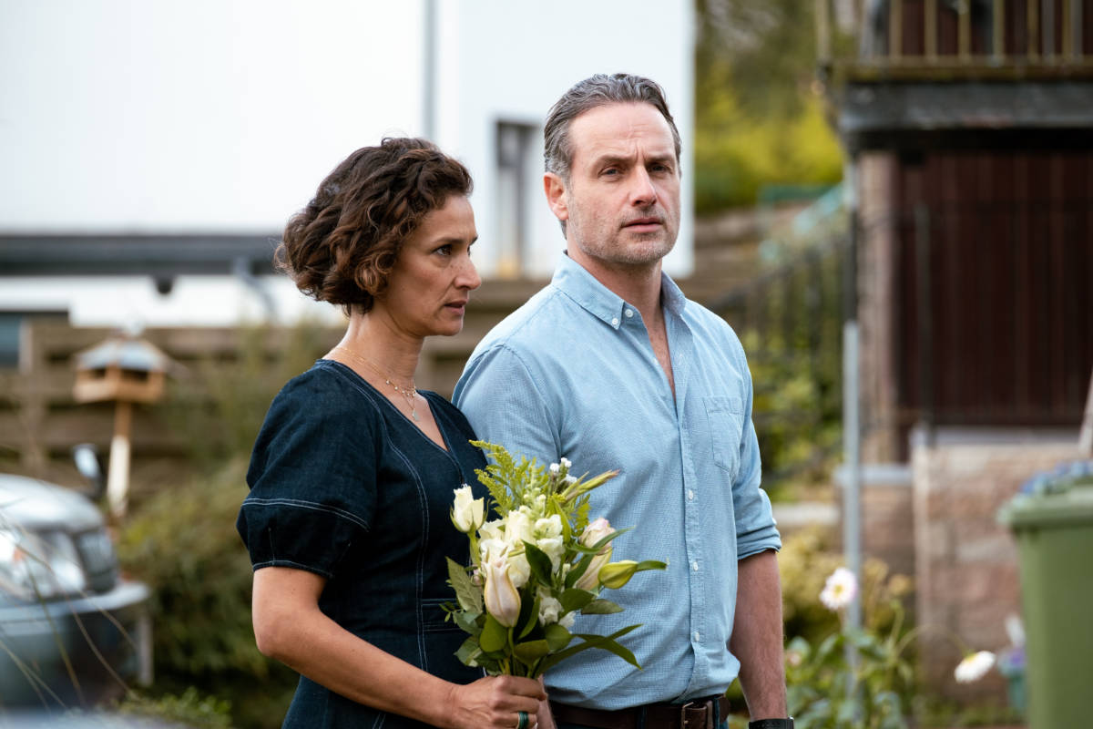 Indira Varma as Fiona and Andrew Lincoln as John in Coldwater