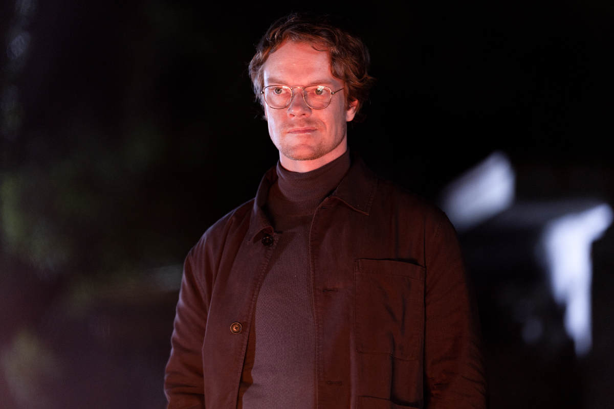 Rick Hanson (ALFIE ALLEN)