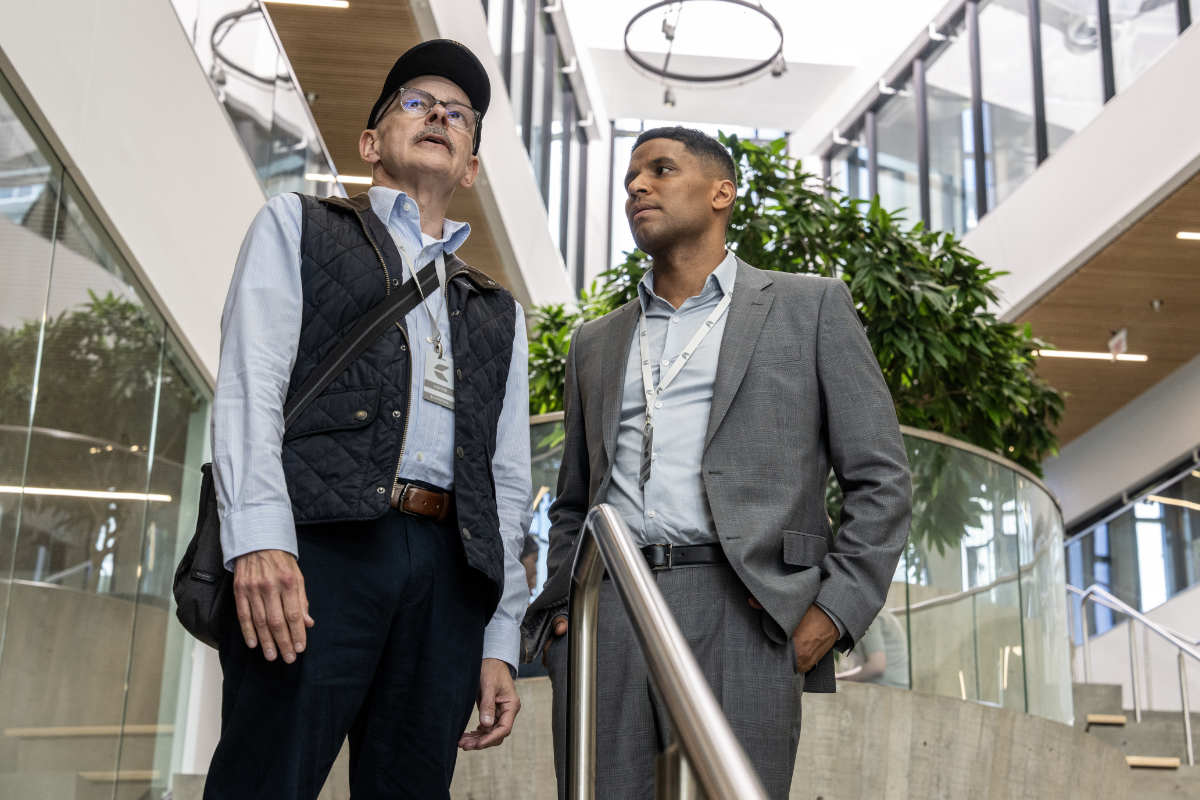 Rob Corddry as Tom Ruffage, Andrew Bushell as Jeffrey Carter