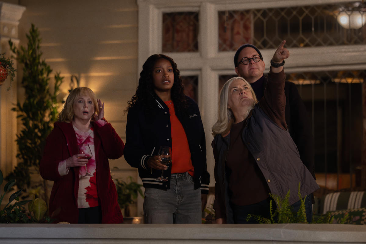 Julia Duffy as Lynn, Keke Palmer as Samira, Paula Pell as Dana, Mark Proksch as Tod