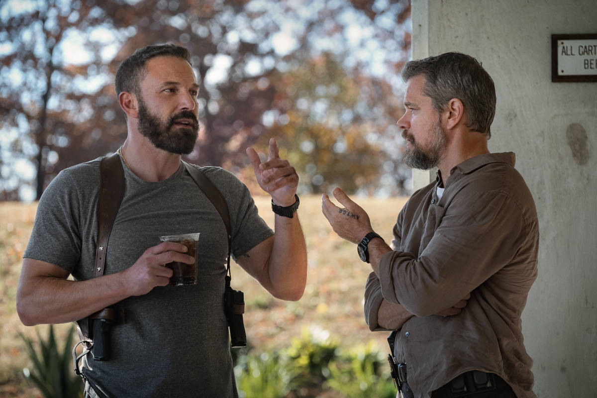 Ben Affleck as Det Sergeant JD Byrne and Matt Damon as Lieutenant Dane Dumars
