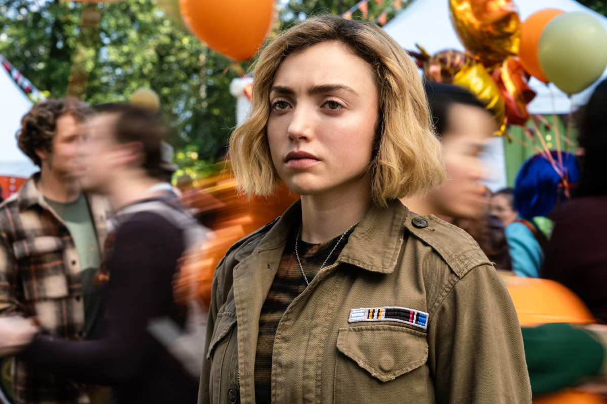 Peyton List as Maddie Nears