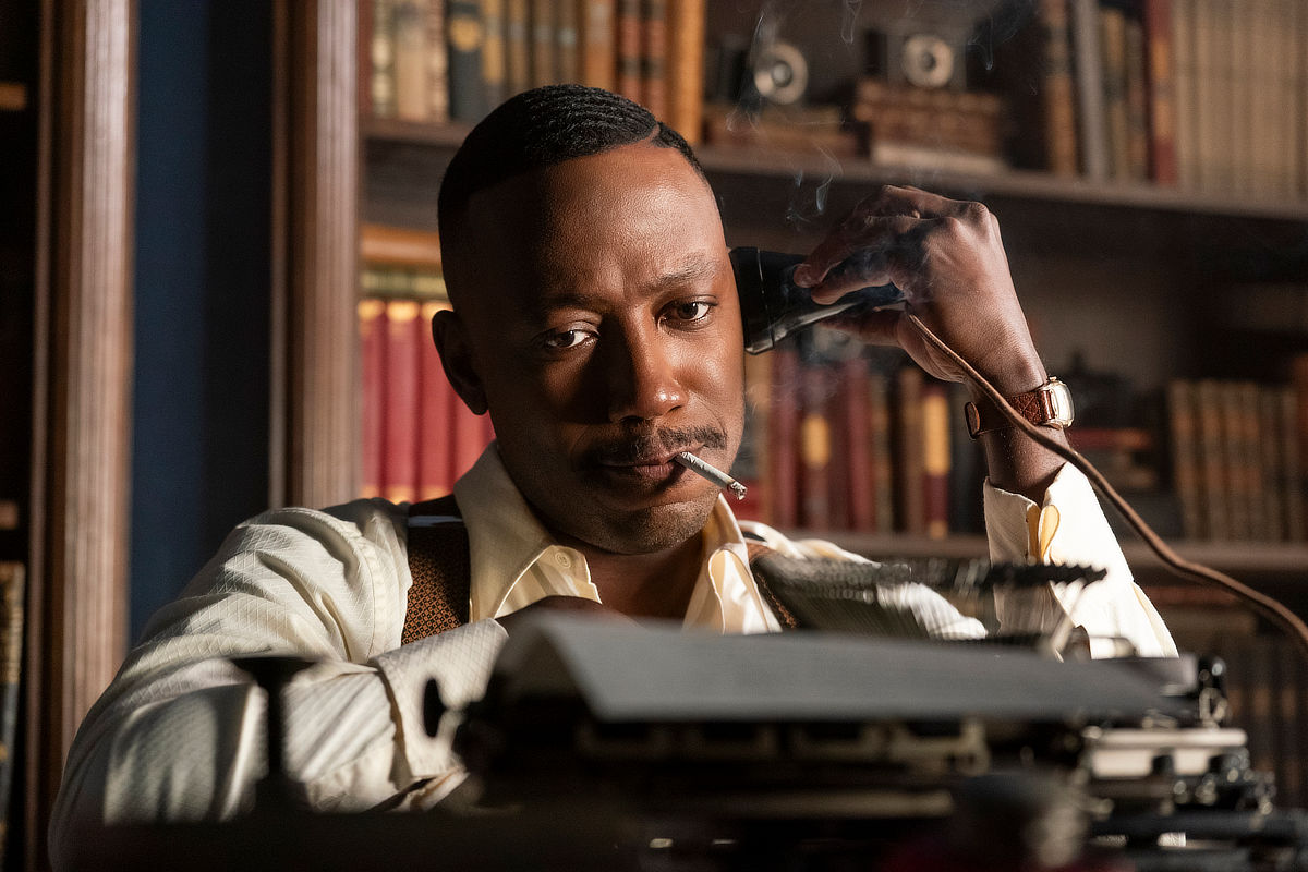 Lamorne Morris as Robbie Robertson