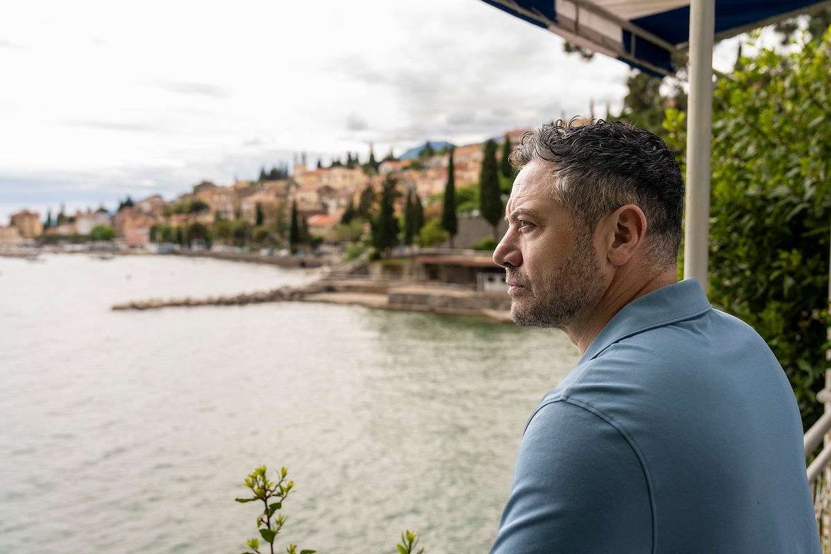 Warren Brown (Joe Mottram)