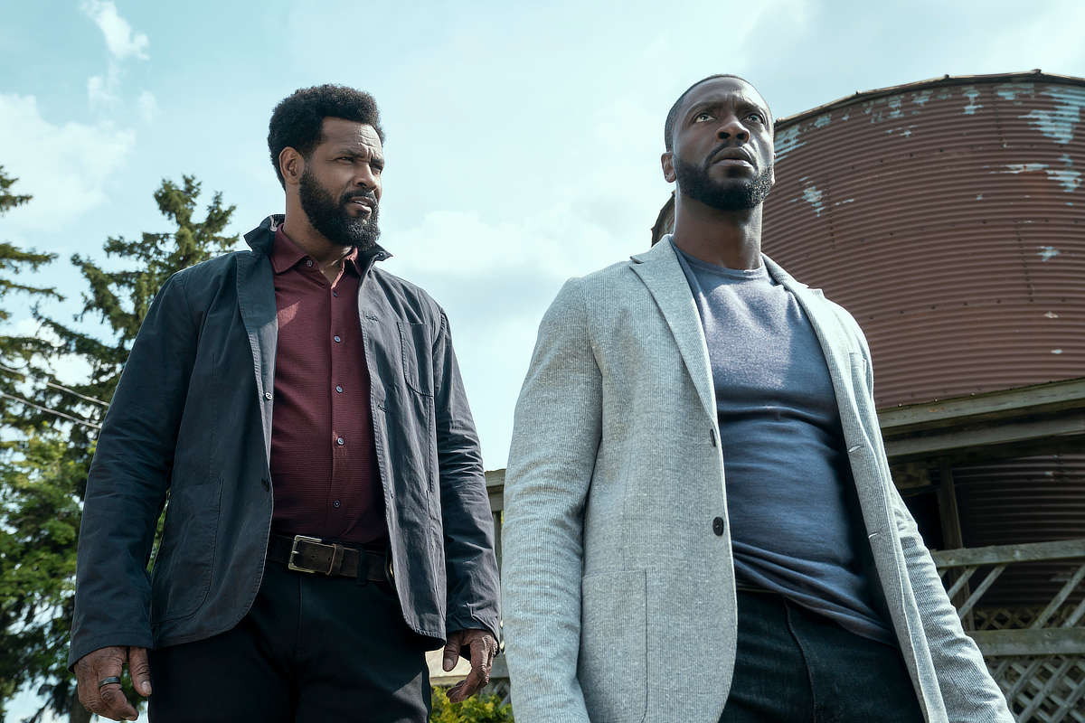 John Sampson (Isaiah Mustafa), Alex Cross (Aldis Hodge)