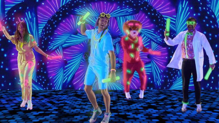 Danny Go Fall Danny Go! Episodes to Begin Streaming on Netflix