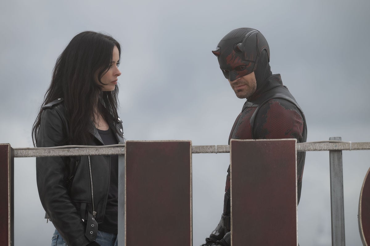 Jessica Jones (Krysten Ritter) and Matt Murdock / Daredevil (Charlie Cox)