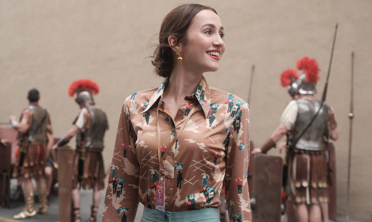 Maude Apatow as Alexis "Lexi" Howard