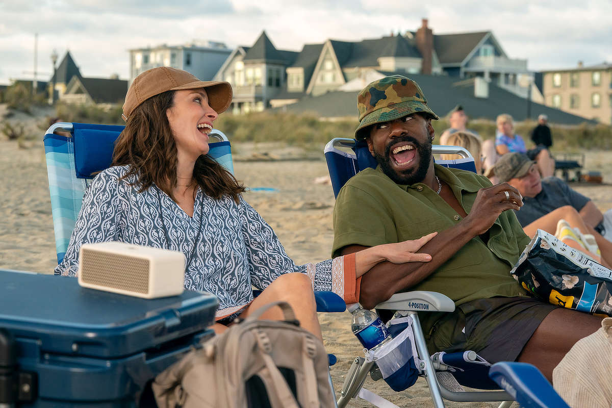 Tina Fey as Kate and Colman Domingo as Danny