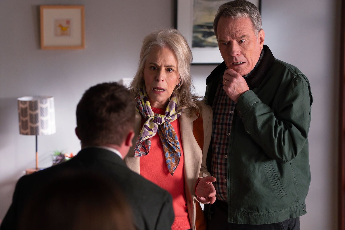 Bryan Cranston as Hal and Jane Kaczmarek as Lois