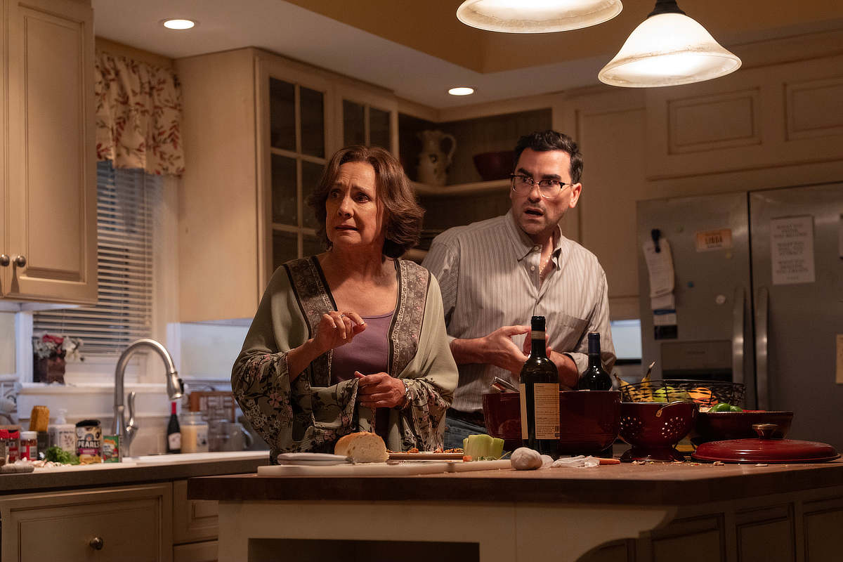 Laurie Metcalf as Linda and Dan Levy as Nicky in Big Mistakes