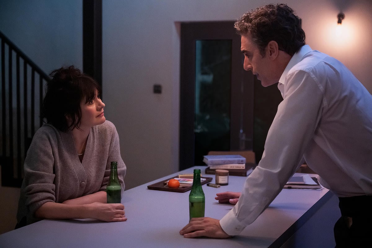 Emily Mortimer as Sunny Black and Sacha Baron Cohen as Damien Sachs