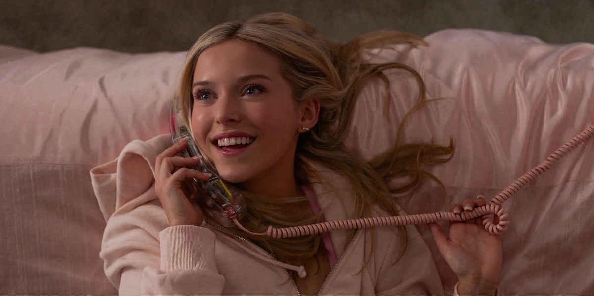 Lexi Minetree in Elle